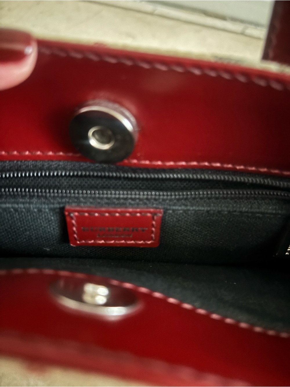 Burberry Vintage Nova Check Cadogan 2 Tote Bag Burgundy Leather Trim PRISTINE - Picture 8 of 9
